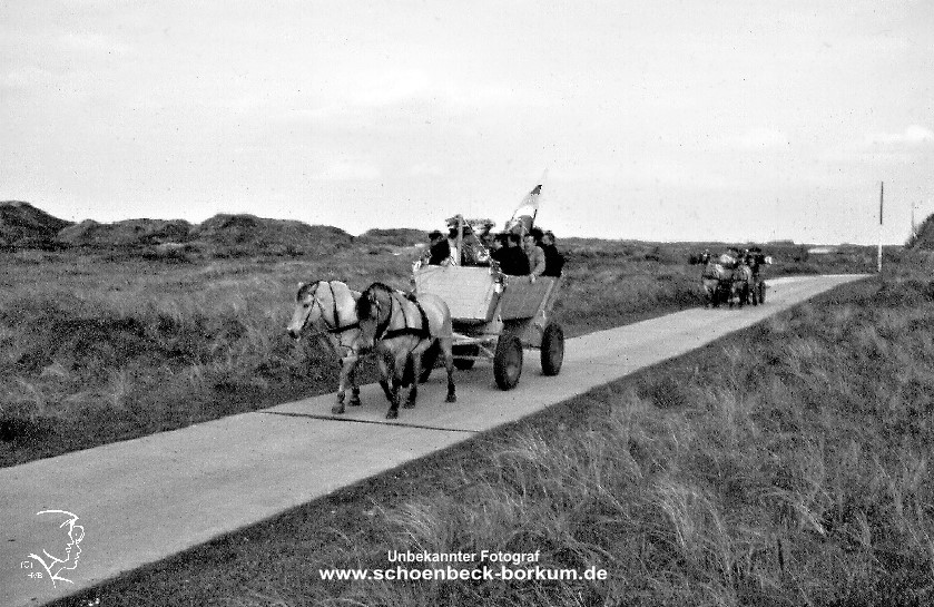 Histoorjebook Ut Olde Tieden Borkum - Lebendiges Altes Brauchtum Auf Borkum